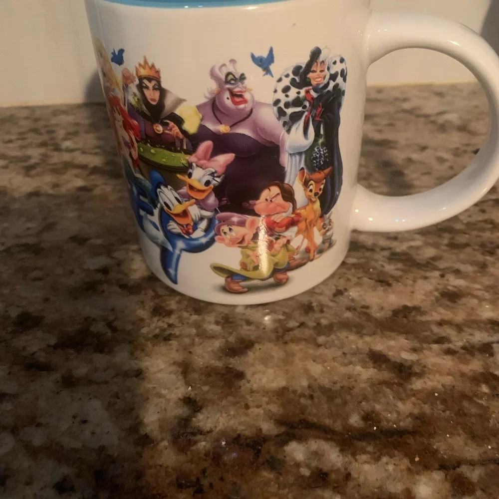 Jerry Leigh Disney Mug - Picture 3 of 5